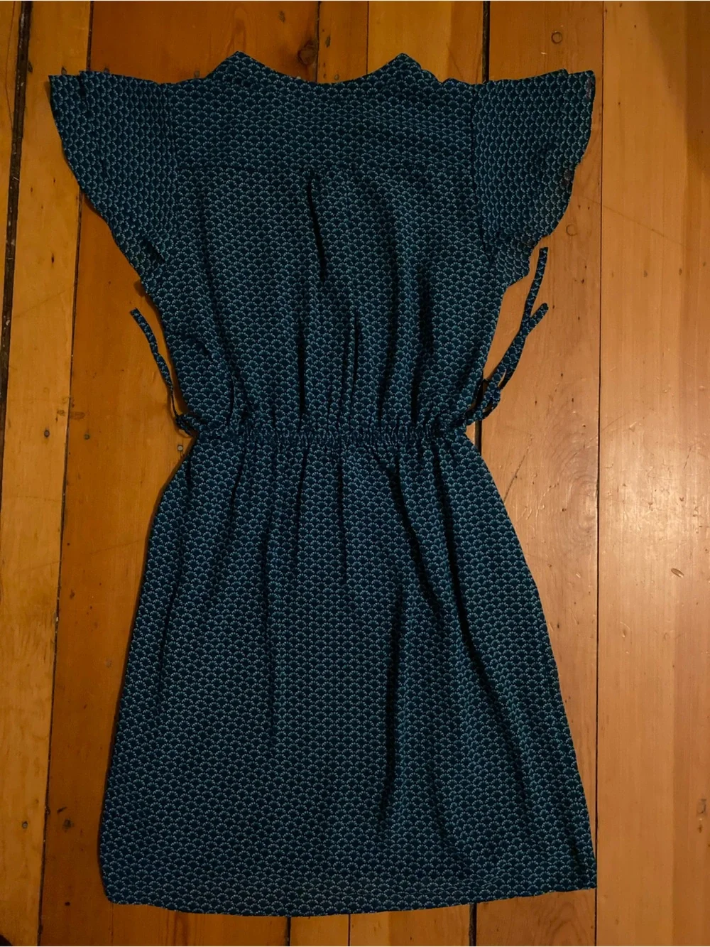 H&M Teal Patterned Flutter Sleeve Dress